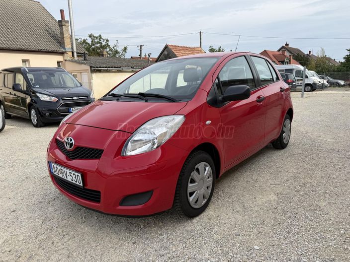 TOYOTA YARIS 1.0 998 Ice