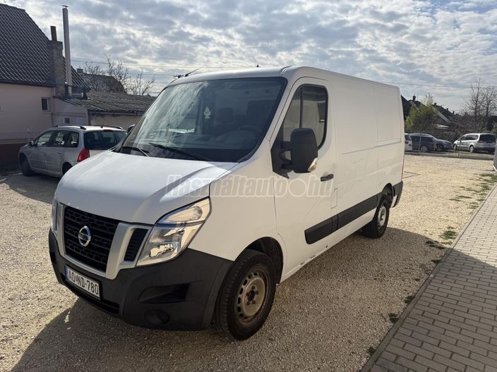NISSAN NV400