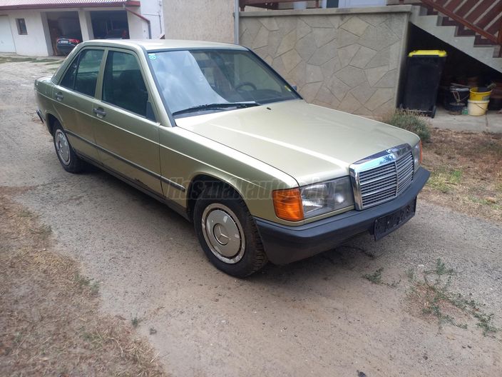 MERCEDES-BENZ 190