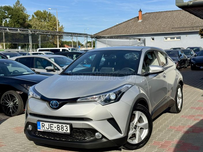 TOYOTA C-HR 1.8 Hybrid Active (ülésfűtéssel) e-CVT