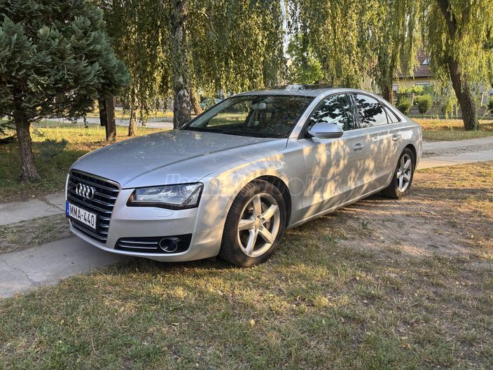 AUDI A8 3.0 V6 TDI DPF quattro Tiptronic ic