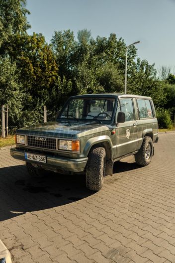 ISUZU TROOPER
