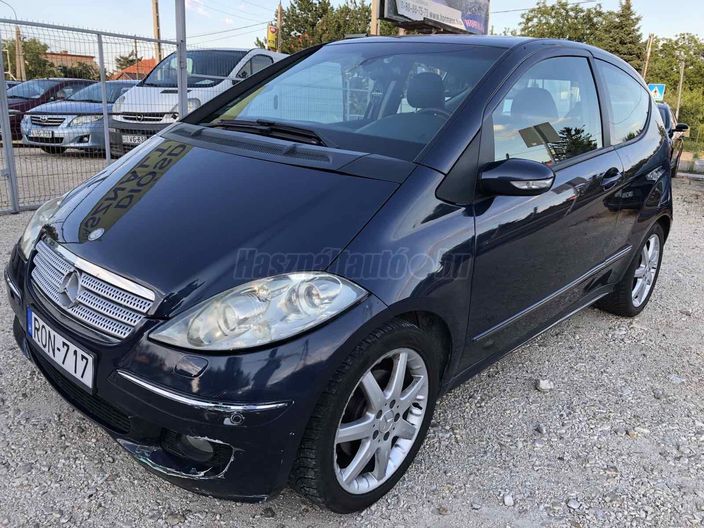 MERCEDES-BENZ A 200 CDI Elegance