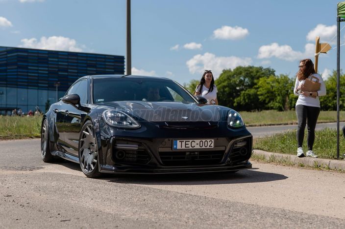 PORSCHE PANAMERA Turbo PDK