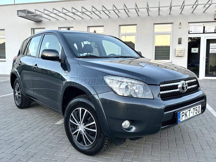 TOYOTA RAV 4 Rav4 2.2 D-4D X Leather