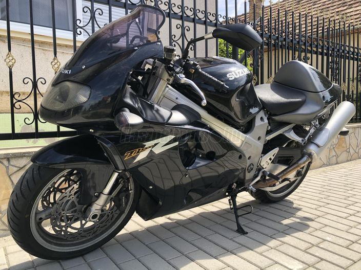 SUZUKI TL 1000 R