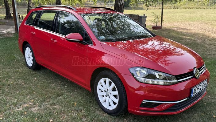 VOLKSWAGEN GOLF VII Variant 1.6 TDI BMT SCR Comfortline