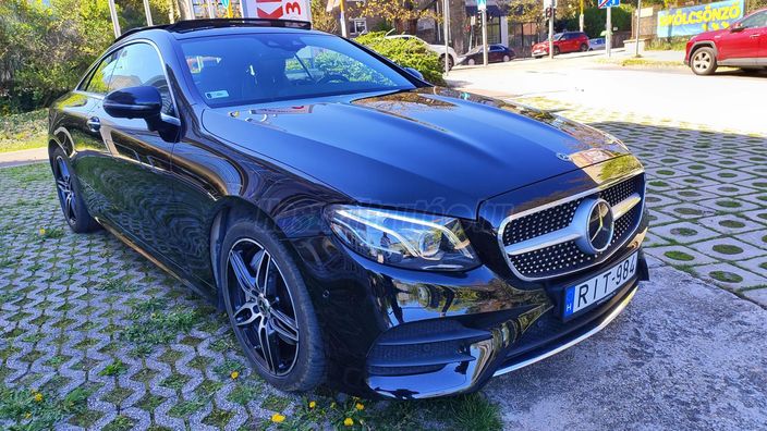 MERCEDES-BENZ E 350 d 4Matic 9G-TRONIC
