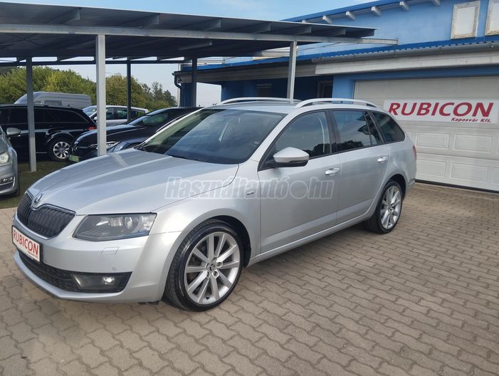 SKODA OCTAVIA Combi 1.6 CR TDI Style DSG
