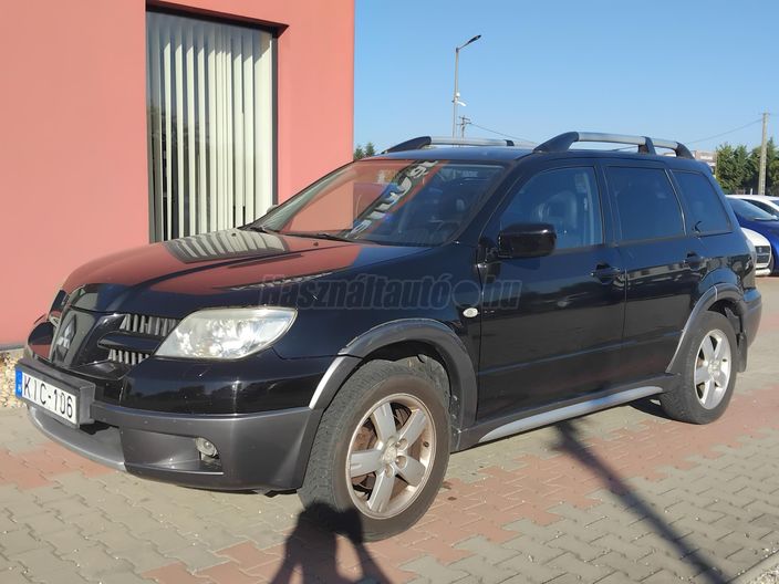 MITSUBISHI OUTLANDER 2.4 Intense Leather 4WD (Automata)