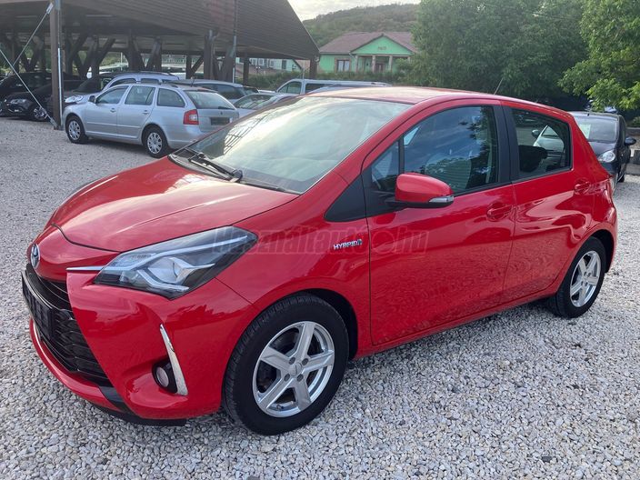 TOYOTA YARIS 1.5 VVT-i Hybrid Comfort e-CVT
