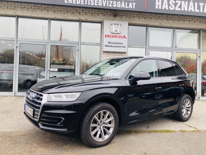 AUDI Q5 2.0 TFSI Sport quattro S-tronic