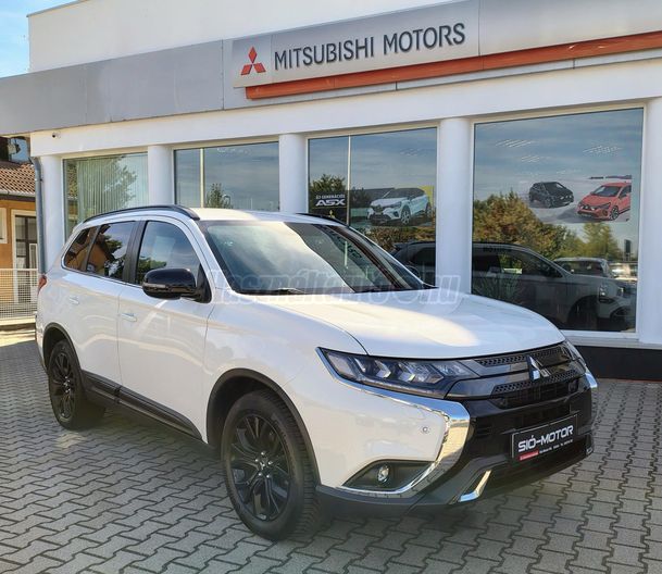 MITSUBISHI OUTLANDER 2.0 MIVEC Intense CVT (7 személyes )