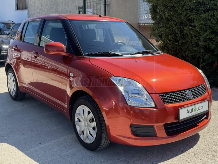SUZUKI SWIFT 1.3 GLX CD AC