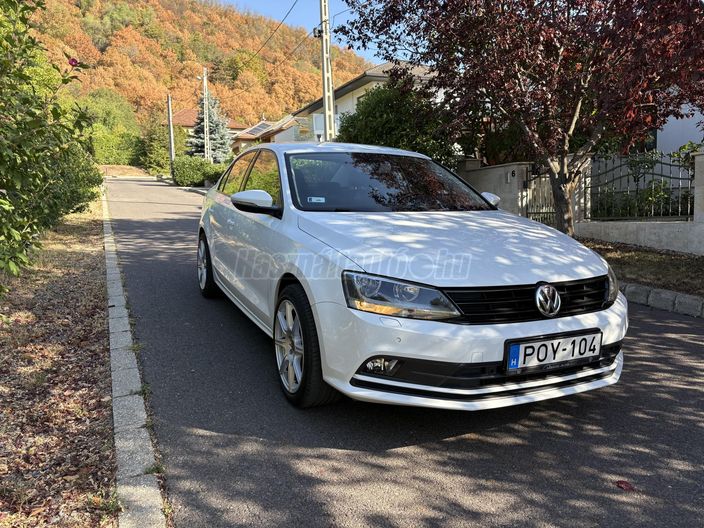 VOLKSWAGEN JETTA 1.4 TSI BMT Comfortline