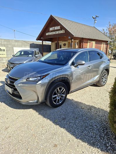 LEXUS NX 300h Prestiege CVT