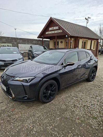 LEXUS UX 250h Special Edition CVT