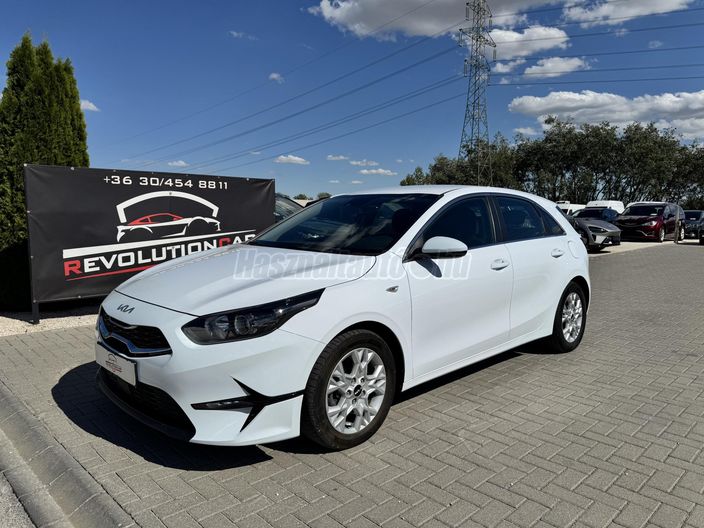 KIA CEE'D Ceed 1.5 T-GDI Gold DCT