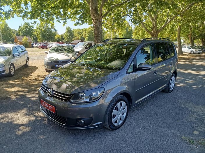VOLKSWAGEN TOURAN 1.6 CR TDI Comfortline