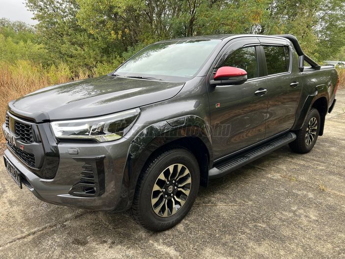 TOYOTA HILUX 2.8 D-4D 4x4 Double GR Sport (Automata)