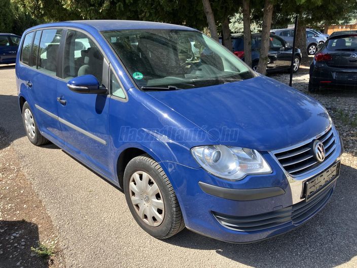 VOLKSWAGEN TOURAN 1.6 Conceptline