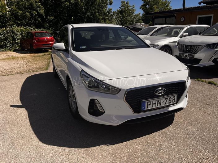 HYUNDAI I30 1.0 T-GDi Travel Plus