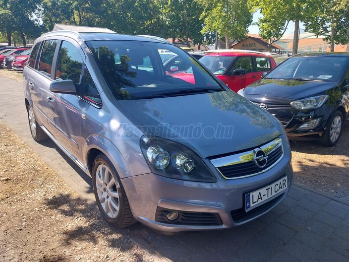 OPEL ZAFIRA 1.8 Cosmo