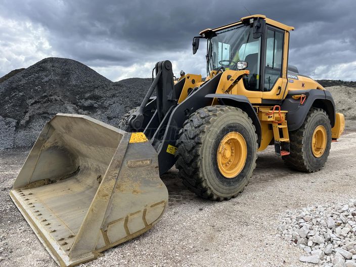 VOLVO L120H