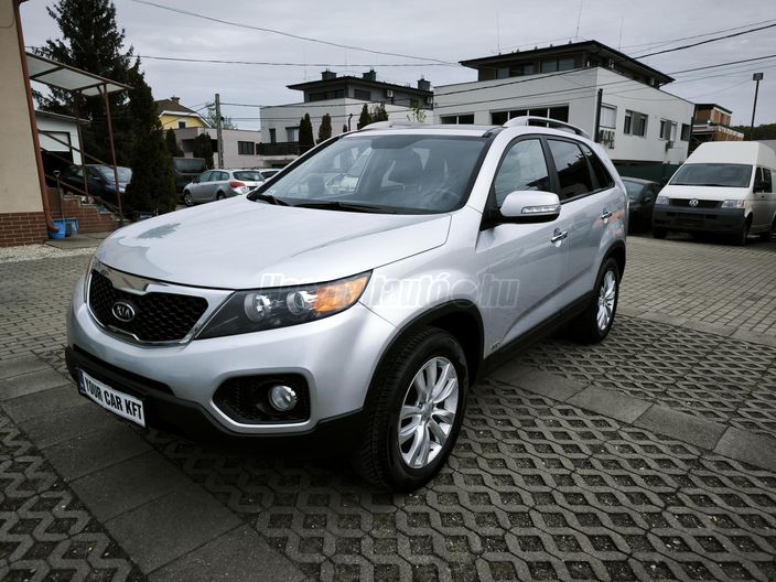 KIA SORENTO 2.2 CRDi EX Prémium 4WD (7 személyes )