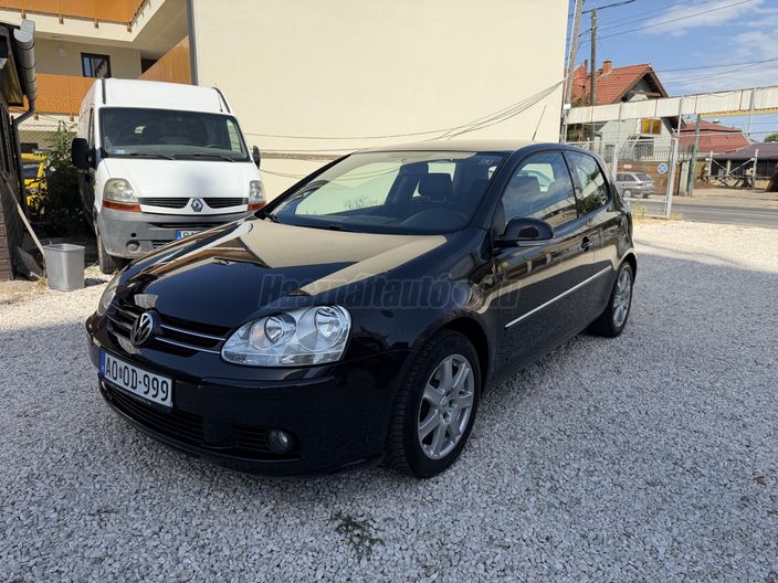 VOLKSWAGEN GOLF V 1.6 FSI Sportline