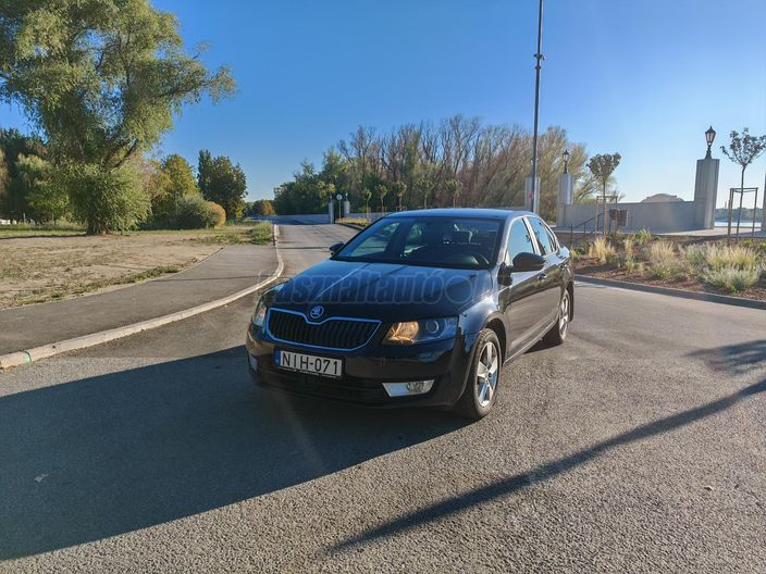 SKODA OCTAVIA 2.0 CR TDI Ambition 4x4 DSG