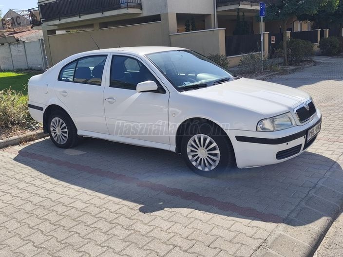 SKODA OCTAVIA 1.6 Tour