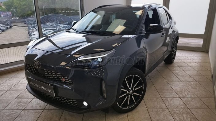 TOYOTA YARIS CROSS 1.5 Hybrid GR Sport e-CVT