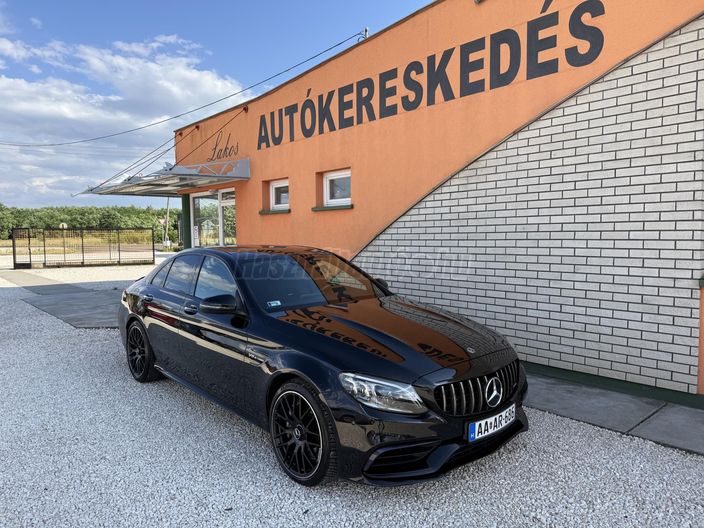 MERCEDES-AMG C 63 9G-TRONIC