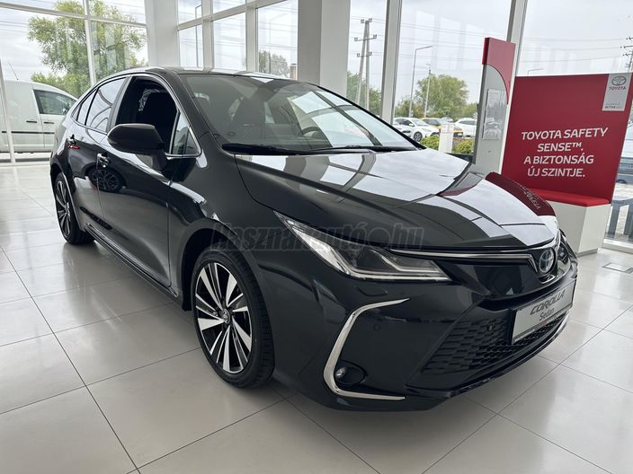 TOYOTA COROLLA Sedan 1.8 Hybrid Style e-CVT