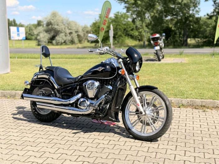 KAWASAKI VULCAN 900 CUSTOM