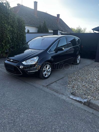 FORD S-MAX 2.0 TDCi Titanium