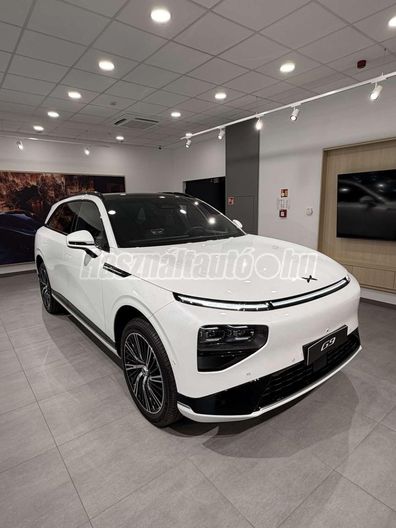 XPENG G9
