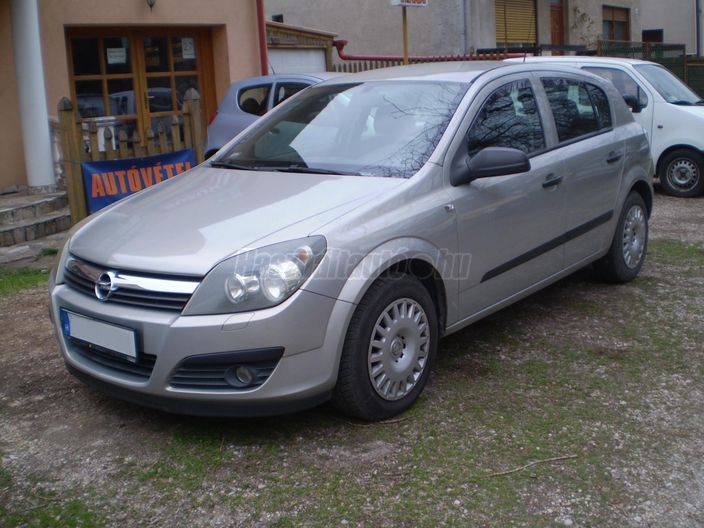 OPEL ASTRA H 1.4 Essentia
