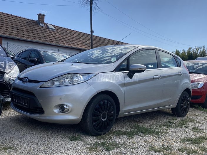 FORD FIESTA 1.4 Titanium