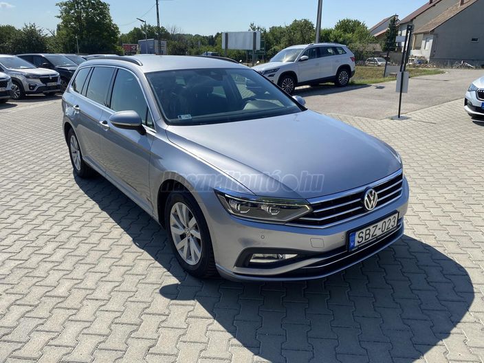 VOLKSWAGEN PASSAT VIII Variant 2.0 TDI SCR Business DSG