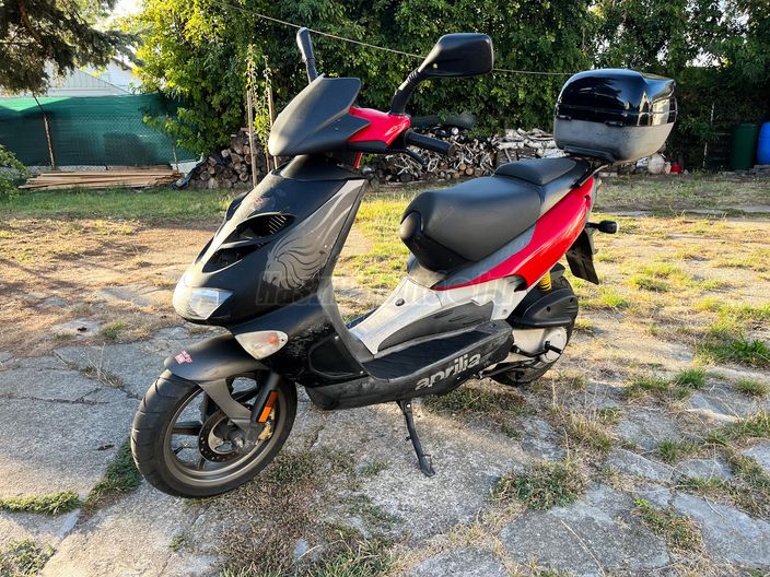 APRILIA SR 50