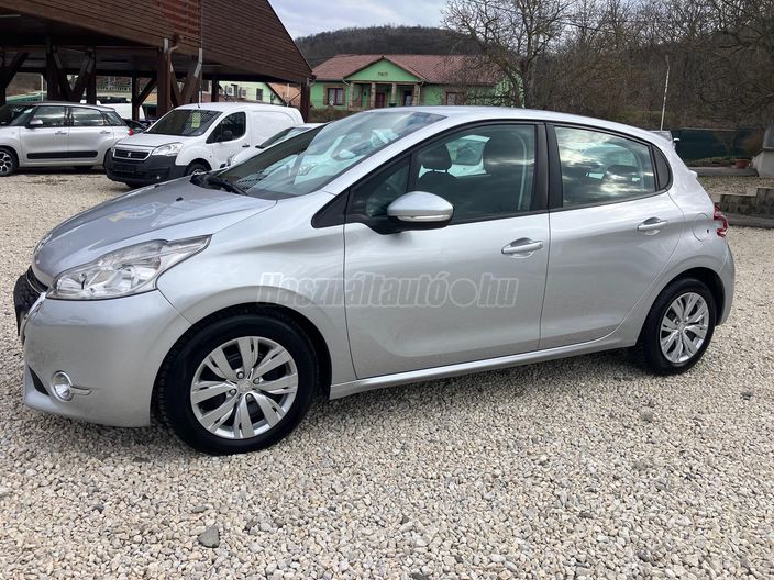 PEUGEOT 208 1.4 HDi Active