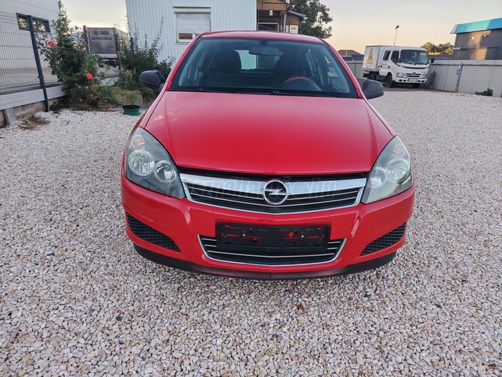 OPEL ASTRA H 1.4 Cosmo