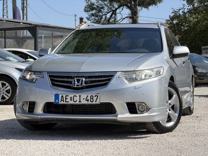 HONDA ACCORD Tourer 2.2 i-DTEC 180HP Executive Advanced Safety