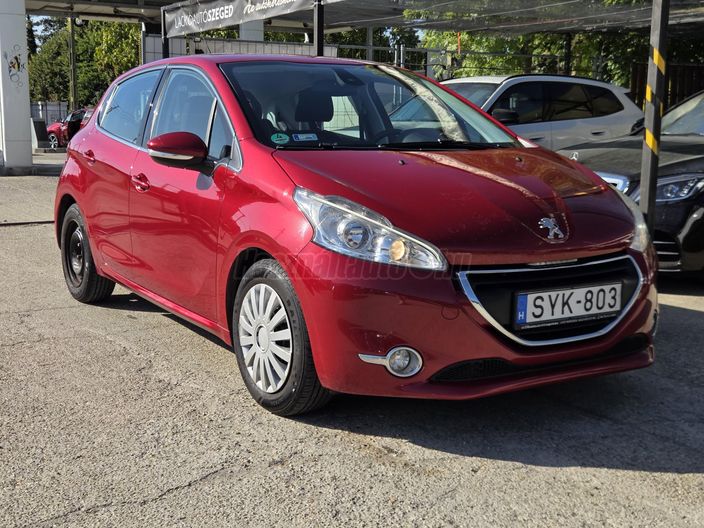 PEUGEOT 208 1.6 VTi Allure