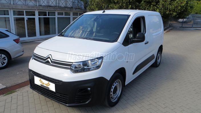 CITROEN BERLINGO 1.5 BlueHDi 100 Club M (3 személyes )