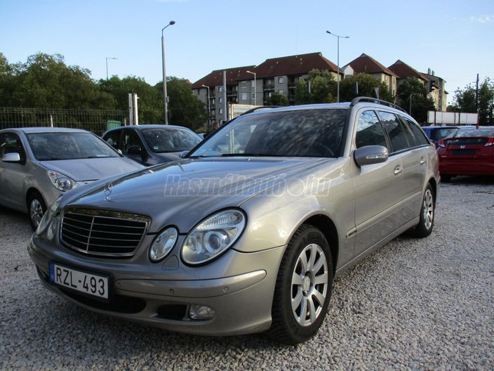MERCEDES-BENZ E 200 T Kompressor Classic (Automata)