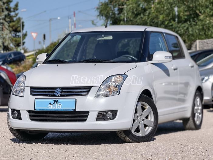 SUZUKI SWIFT 1.3 GLX CD AC Limitált STAR