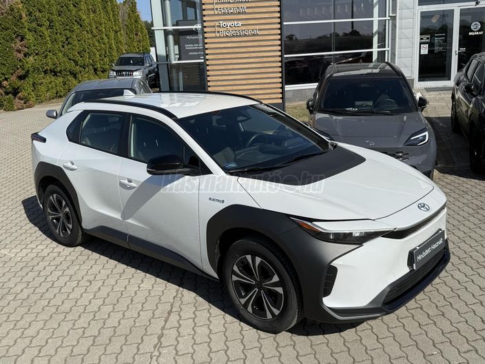 TOYOTA BZ4X Comfort